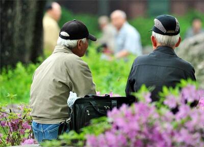 خبر خوش برای بازنشستگان / ارائه خدمات رفاهی به بازنشستگان هم‌سطح شاغلان اجباری شد!
