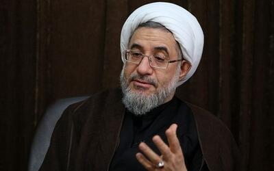 اراکی، عضو خبرگان رهبری: حوزه‌های علمیه امروز باید در فضای مجازی وارد شوند؛ باتوجه به شرایط کنونی وقت زیادی نداریم/ جنگ ما جنگ با دشمن‌ها است نه جنگ با مردم؛ این جنگ بر سر حاکمیت خداوند و حاکمیت شیطان است / در این جنگ تلاش می‌کنیم که به جای فرمان شیطان، فرمان خداوند حاکم باشد و رابطین این فرمان الهی حوزه‌های علمیه هستند