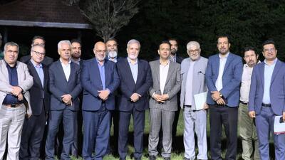 حماسه‌های تاریخ شیراز باید در شهر نمود داشته باشد