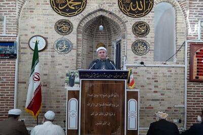 سیره عملی و نظری امام خمینی(ره) الگویی برای همه مسوولان است