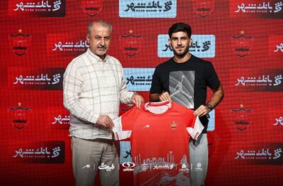 واکنش کنایه‌آمیز ستاره پرسپولیس به قهرمانی استقلال! - پارس فوتبال