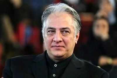 زیباییِ هنر و خانواده: تصویر جدید از ایرج نوذری و دخترانش!