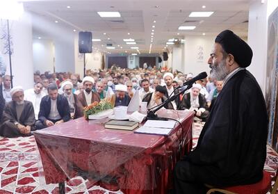 دعای کمیل پرشور زائران ایرانی بیت الله الحرام - تسنیم