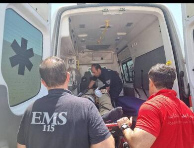 نجات خلبان پاراگلایدر گرفتار در ارتفاعات تهران