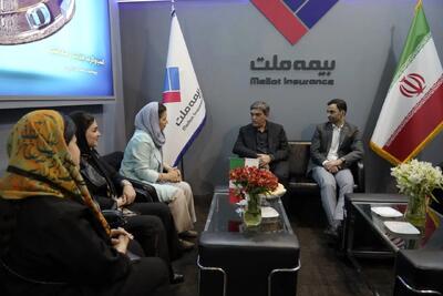 محمدرضا فرهادی‌پور با جمعی از نمایندگان شرکت بیمه ملت دیدار و گفتگو کرد