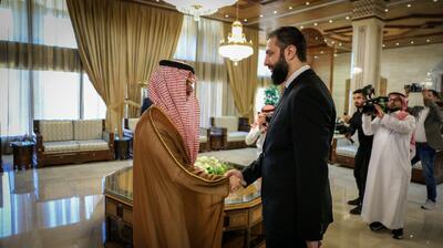 تصاویری از جولانی در استقبال از هیئت دیپلماتیک عربستان | تصاویر