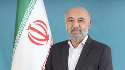 من نهنگم و عمانم آرزوست