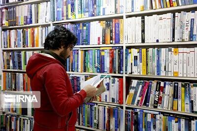 فرماندار مهریز یزد ترویج فرهنگ وقف کتاب را خواستار شد