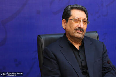 وزیر صمت: در بسیاری از صنایع به اهداف سند چشم انداز ۱۴۰۴ و برنامه های مورد تاکید انقلاب نرسیدیم / در خیلی از صنایع هم خودکفا شدیم/ امیدوارم عقب ماندگی ها در این دولت جبران شود