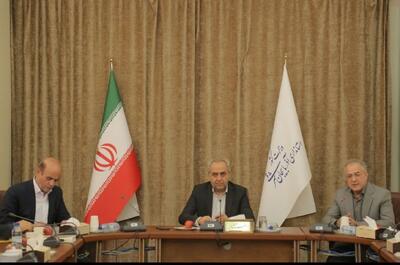 سرمست: بسترسازی برای تسریع در احداث نیروگاه های خورشیدی صورت پذیرد