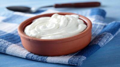 برای درمان سریع اسهال، چی بخوریم؟ ماست، بهترین انتخاب است! - سبک ایده آل