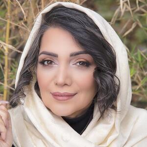 زیبای چشمگیر الهام پاوه‌نژاد با موهای سفید + عکس - سبک ایده آل