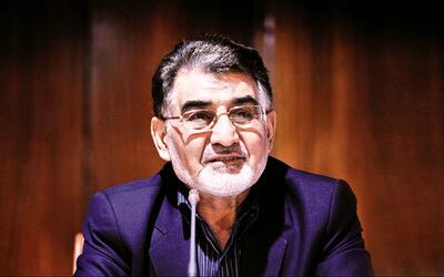 مدیریت اقتصاد زیر سایه سیاست