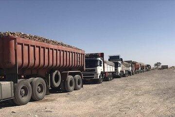 فعالیت کامیون داران بوشهر طبق روال معمول ادامه دارد