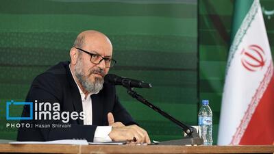 سردار دهقان: بنیاد مستضعفان رقیب بخش خصوصی نیست