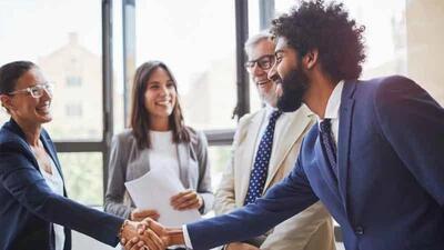 راهنمای جامع انتخاب شرکت های مهاجرتی مورد تایید وزارت کار + قانونی