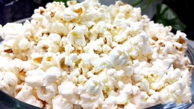 طرز تهیه پاپ کورن کاملا ترد و خوشمزه / بدون سوختن و سفت شدن