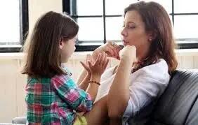 راهکارهای مقابله با پرحرفی کودکان