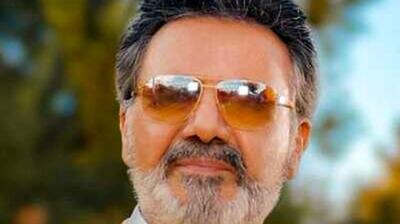 دانلود آواز بی نظیر معین ! / آهنگ باشکوه  باز کن پنجره را و به مهتاب بگو صفحه ذهن کبوتر آبیست  !