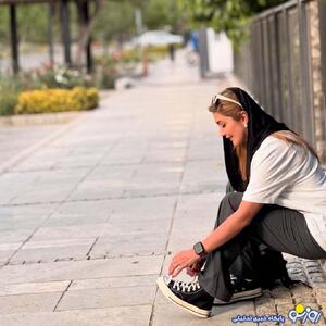کولاک عکس های خانم بازیگر با لباس راحتی در خیابان/عکس | روزنو