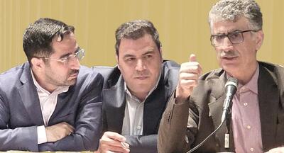 افزایش تورم و ریسک اقتصاد متوقف، اما دچار افت محسوس نمی شود