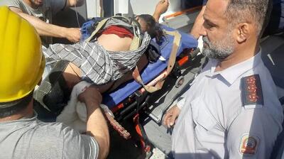 فاجعه در کارگاه ساختمانی: میلگرد از کمر کارگر جوان عبور کرد!