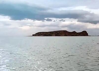 راز گودال‌های داغ ارومیه فاش شد/ دخالت انسان در قلب دریاچه!