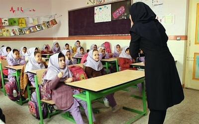 پرداخت دو عیدانه بزرگ برای معلمان و فرهنگیان