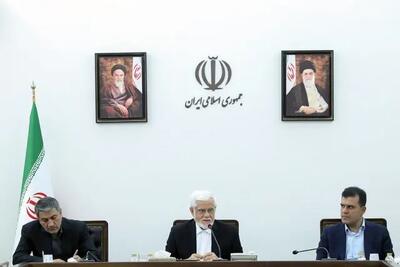 عارف: از اقدامات کوتاه‌مدت و رقابتی در حوزه امنیت فضای سایبر پرهیز شود