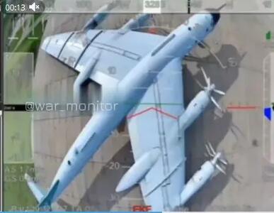 لحظه حمله کواد هوشمند اوکراینی به یکی از بمب افکن‌های توپلوف Tu-95MS روسی+فیلم