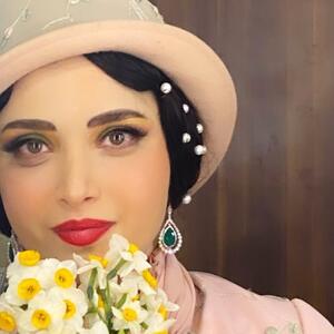 عکس/ گریم متفاوت و جذاب بهنوش طباطبایی در سووشون | اقتصاد24