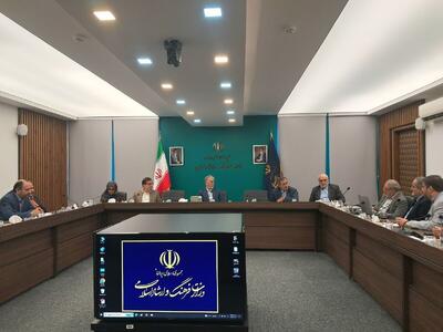 بررسی مسائل و چالش‌های هنر‌های تجسمی
