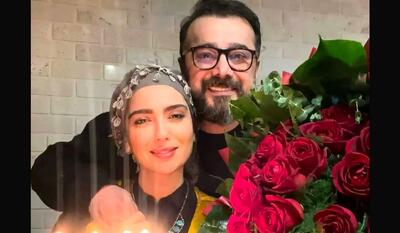 عکس بارداری عاشقانه سپند امیرسلیمانی و مونا کرمی / تاریخ زایمان خانم بازیگر مشخص شد!