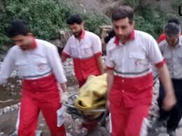 جان باختن پدر جوان برای نجات برای نجات دخترانش