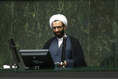 خودروسازان نباید از انحصار سوءاستفاده کنند