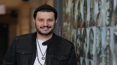 جواد عزتی وسط مراسم اکران به سراغ فرد توان یاب رفت
