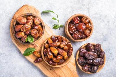 فواید خوردن خرما ؛ مصرف بیش از حد خرما چه عوارضی دارد ؟