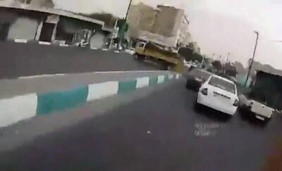 فیلم/ تعقیب‌وگریز هیجانی سارقان در بزرگراه آوینی تهران