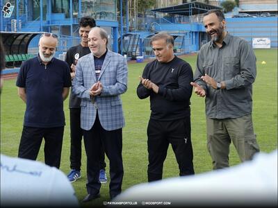 سیروس دین محمدی: الان مربی خارجی به درد استقلال می خورد، نه مربی داخلی - پارس فوتبال