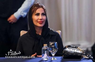 همراهی مدیرعامل استقلال با همسر ایرانی سیدورف +فیلم - پارس فوتبال