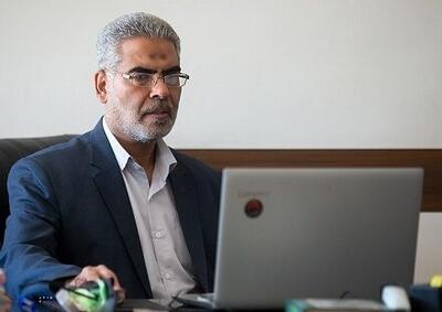 انتقاد از وزیر پیشنهادی اقتصاد؛ از گران‌سازی بنزین تا آزادسازی نرخ ارز