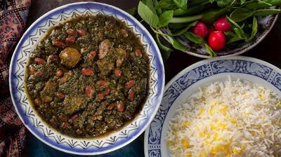راز لعاب‌دار شدن قورمه سبزی رستورانی