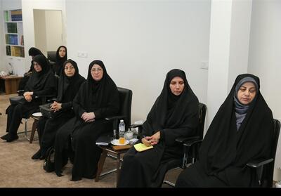 زنان تاکستان؛ پیشتاز در کارآفرینی و فرهنگ‌سازی - تسنیم
