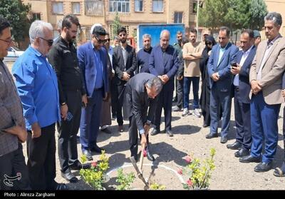 کلنگ ساخت دبیرستان محمدیه بر زمین خورد - تسنیم