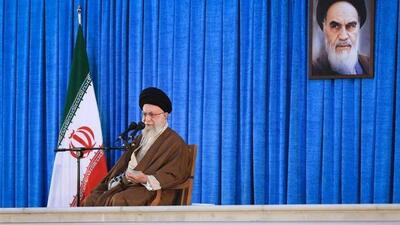 رهبر انقلاب: انقلاب امام جایگاه آمریکا را تنزل داد