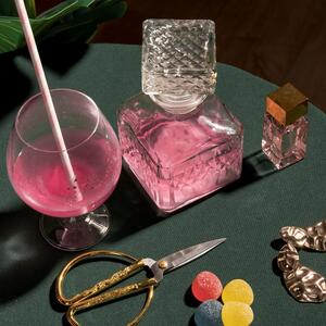برای تولید عطرها با رایحه شیرین از چه اسانس‌هایی استفاده کنیم؟
