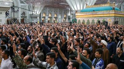نمایش وحدت ملی در حرم امام خمینی (ره)