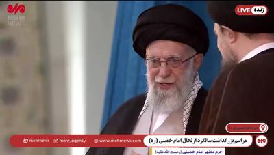 گفتگوی کوتاه رهبر انقلاب با سید حسن خمینی