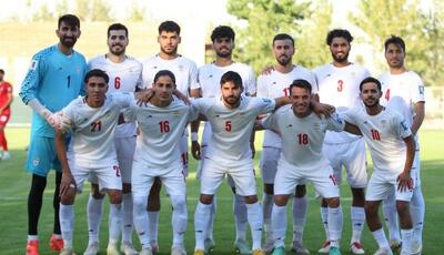 رقص پیراهن سفید ایران در خیابان‌های دوحه