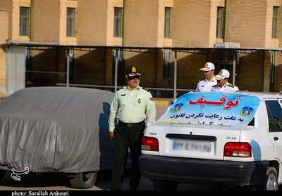 توقیف پراید با تخلف ۳۰ میلیون تومانی برای سرعت غیر مجاز و آلودگی صوتی در کرمانشاه